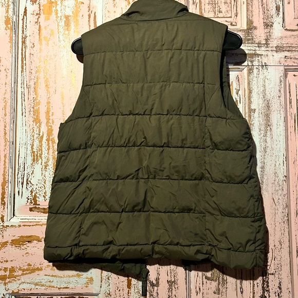 dip Olive Green Puffer Vest - Picture 4 of 4
